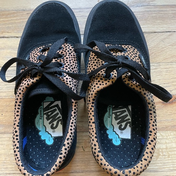 Vans Black and Cheetah Comfy Cush Shoes WMNS SZ 5, MENS SZ 3.5 - Picture 3 of 7